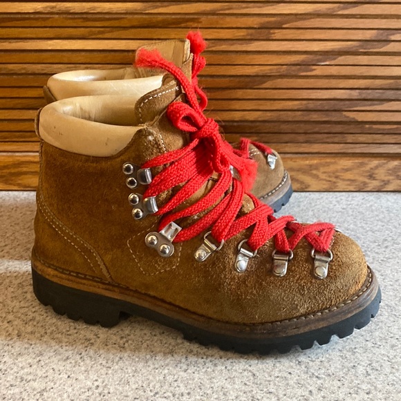 Vintage Womens Brown Suede Leather 